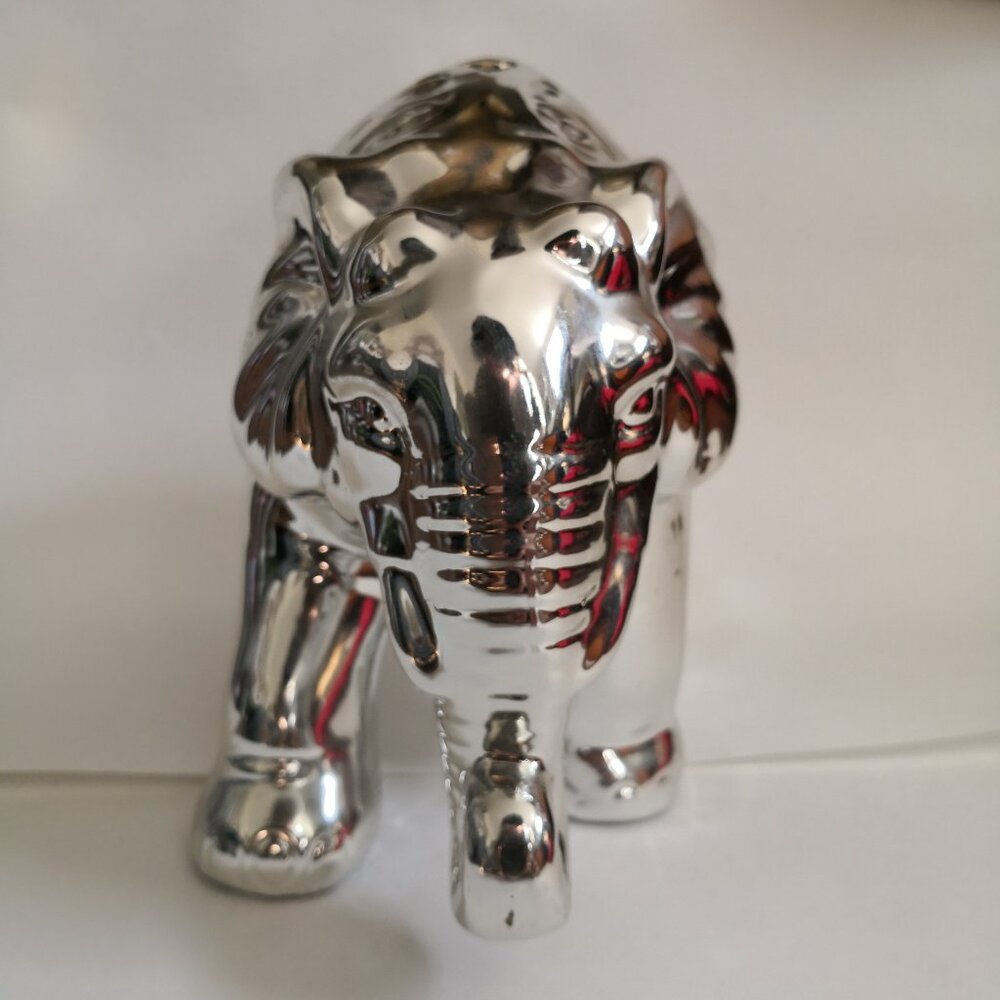 Silver Cut-Out Ceramic Elephant Sculptureâ 10"Lx4 1/4"Wx7"H
